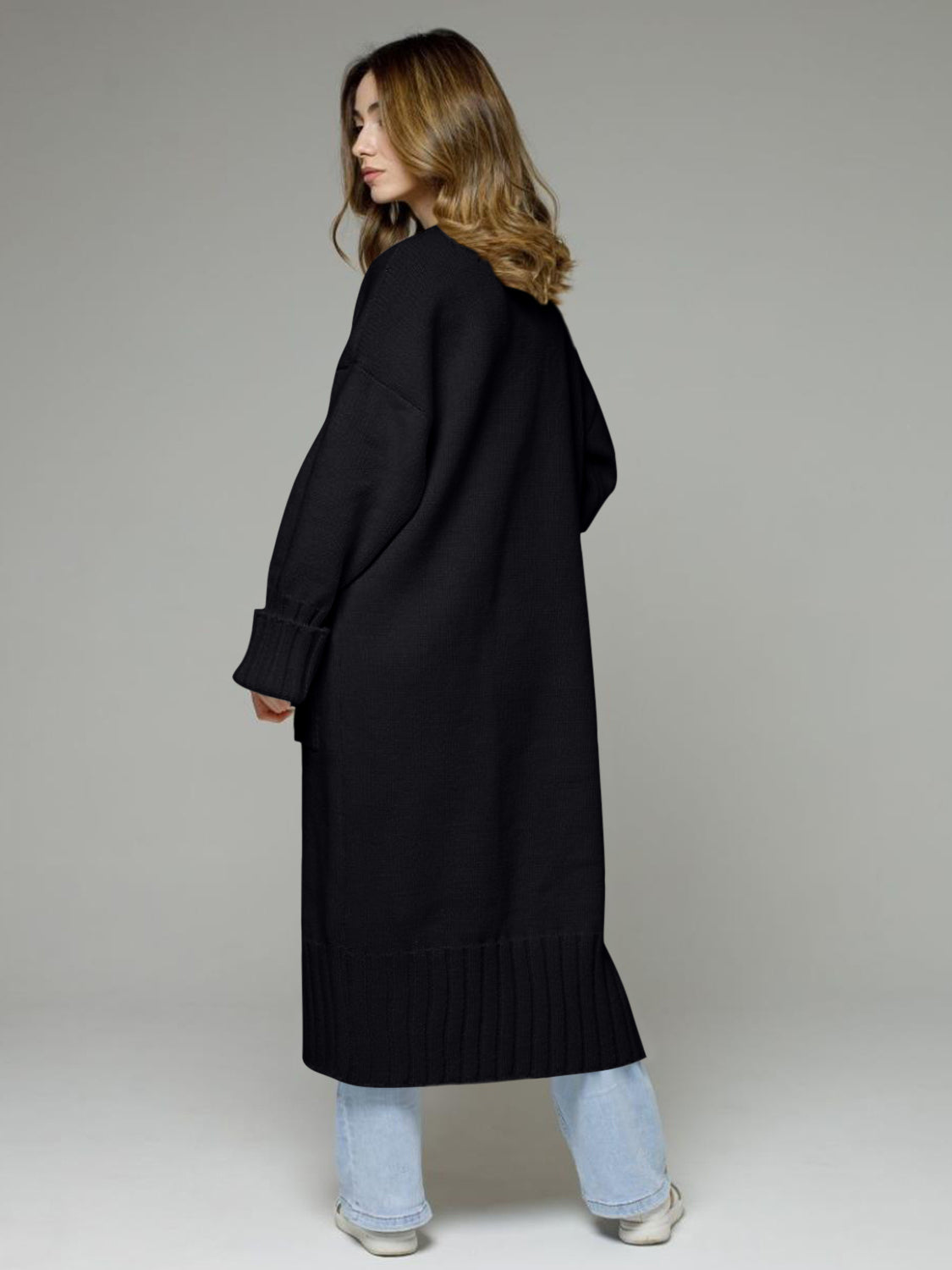 a310cca1-234f-461a-b3b9-037245e9cde9-Max