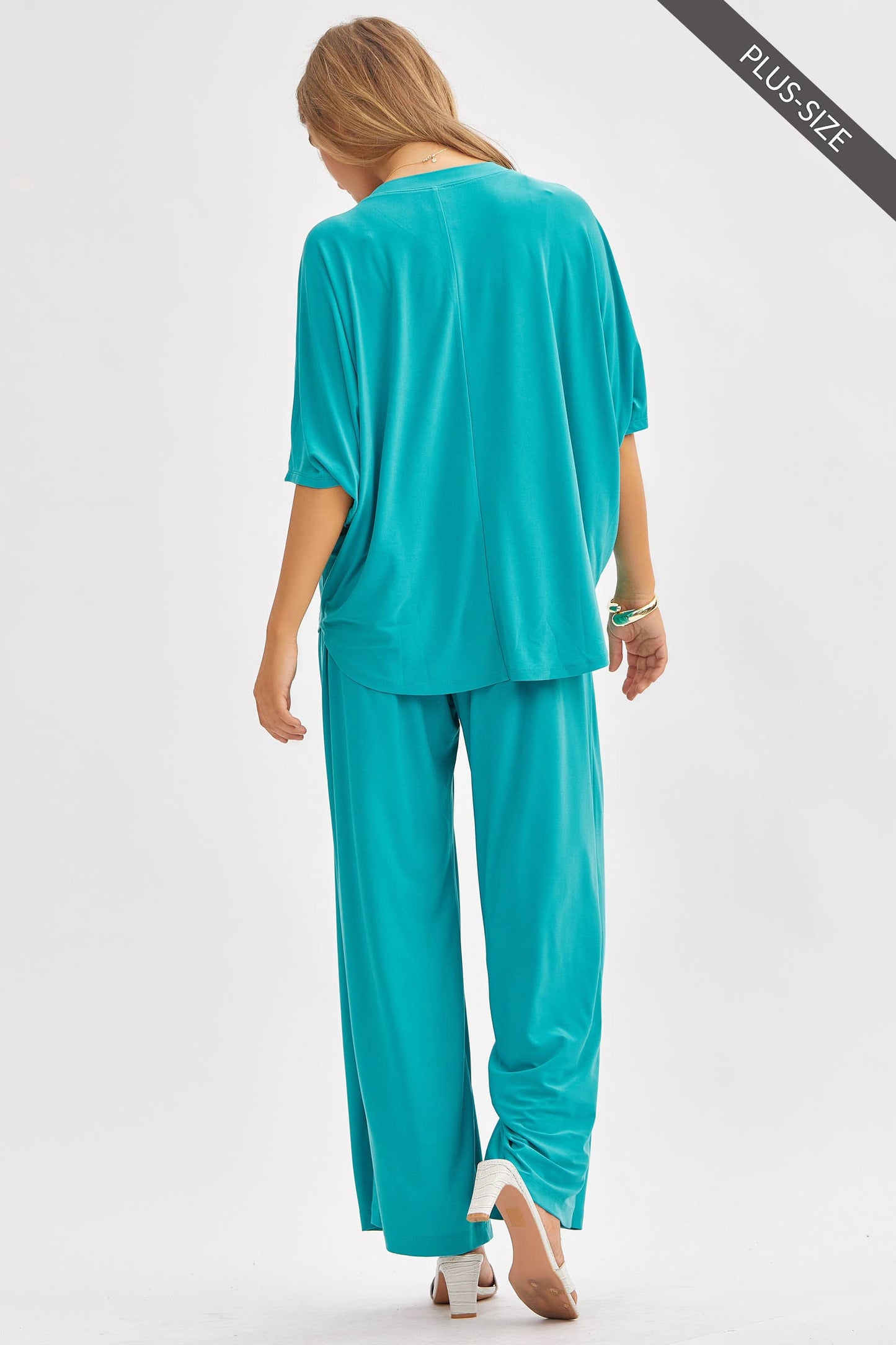 PLUS SIZE Flowy Top + Wide Leg Set TRVSET-COASTAL