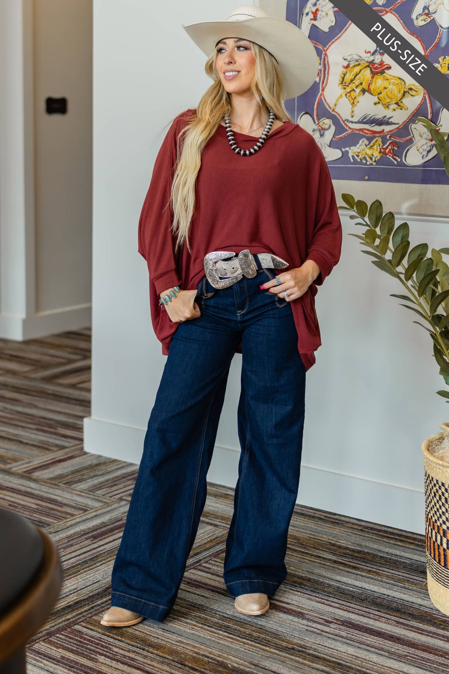 PLUS SIZE Daily Light Hacci Top