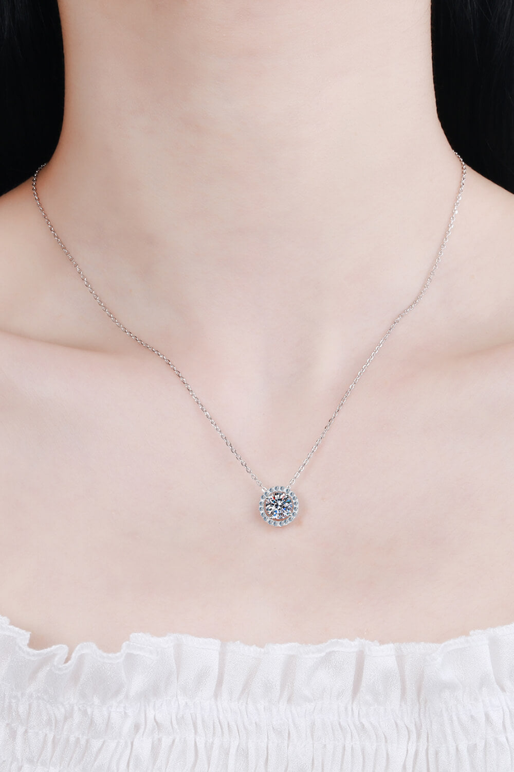 1 Carat Moissanite Round Pendant Chain Necklace