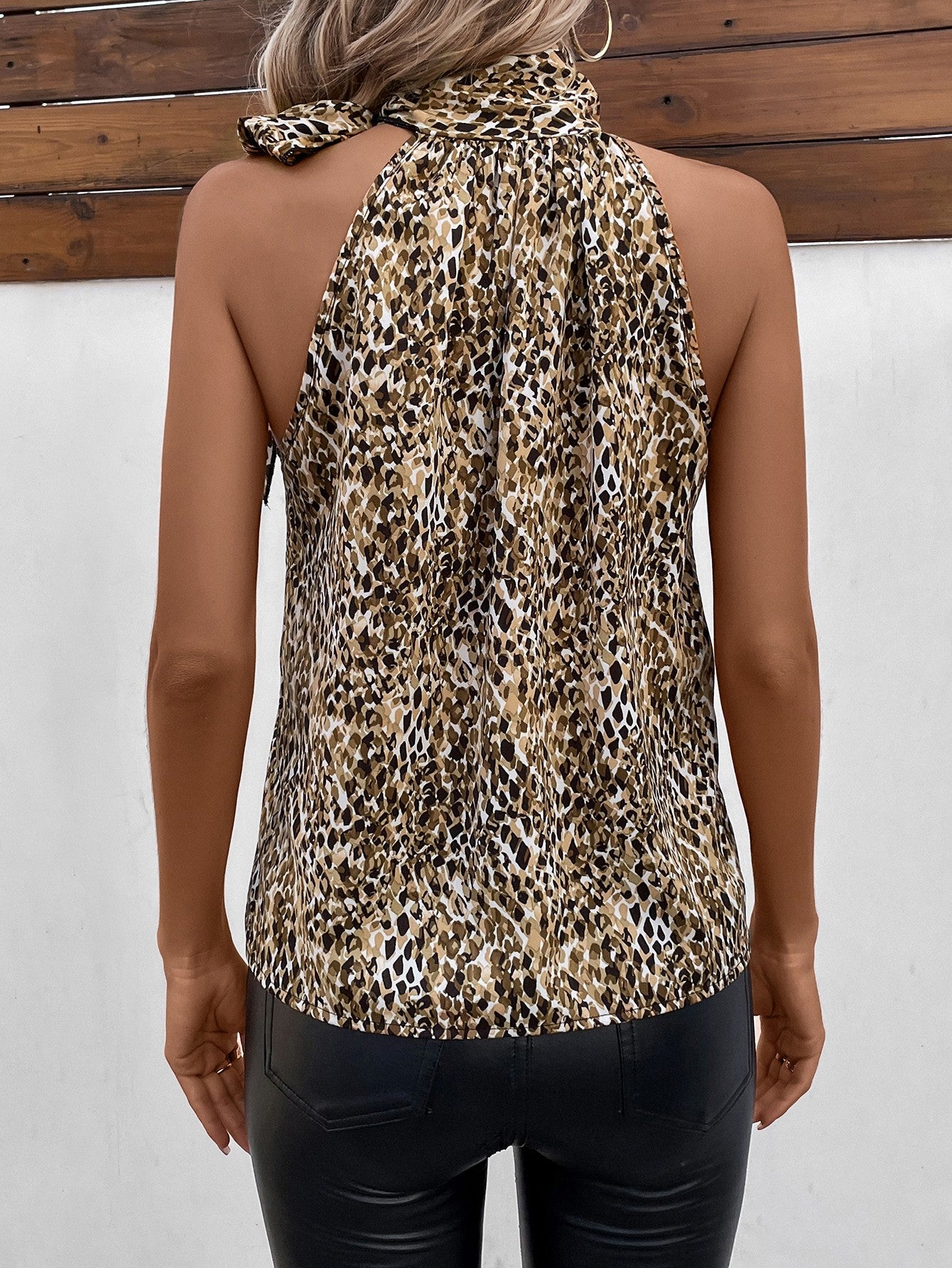 Printed Tied Sleeveless Blouse