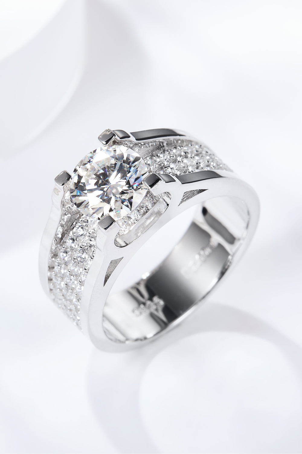 Made To Shine 1 Carat Moissanite Ring