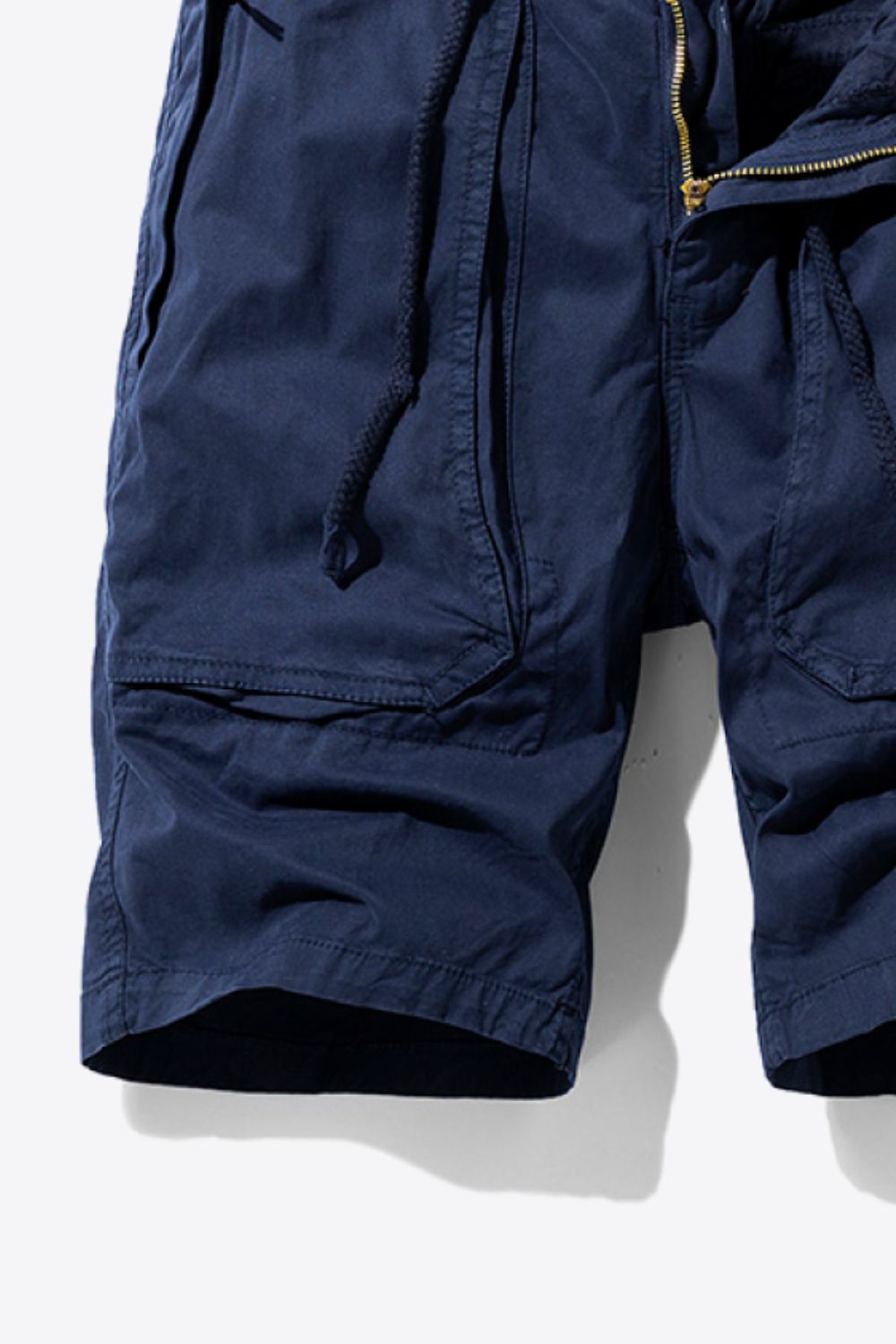 Drawstring Waist Button and Zipper Closure Cargo Shorts